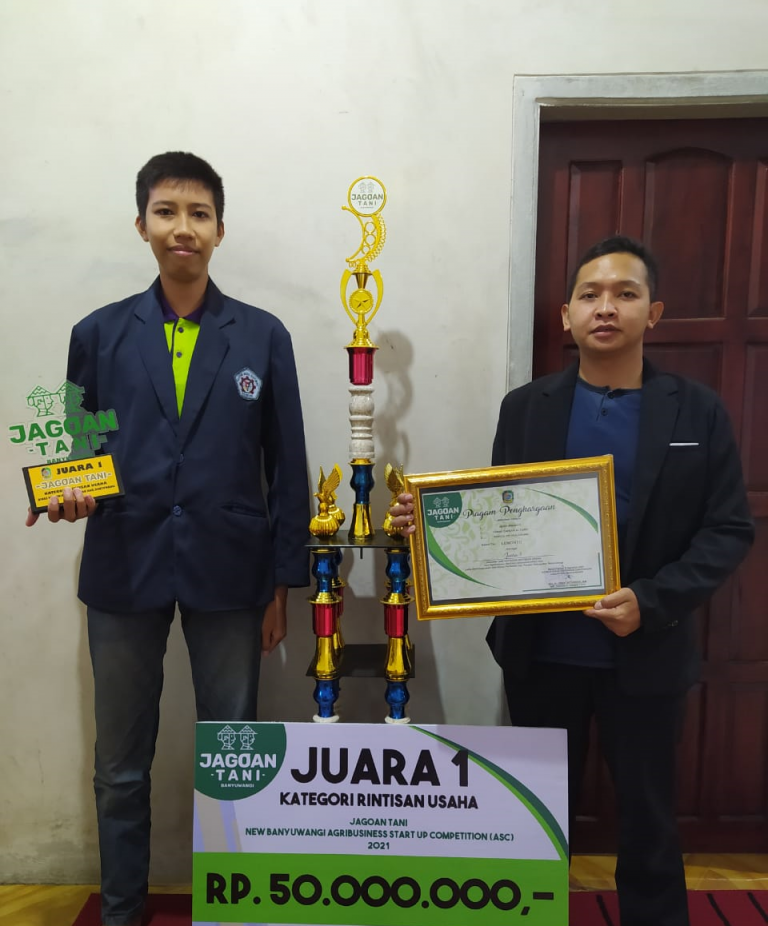 MAHASISWA POLIWANGI BORONG KEJUARAAN DI GELARAN JAGOAN TANI BANYUWANGI