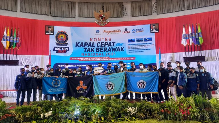 TAMBAH UKIRAN PRESTASI, TIM TEKNIK MANUFAKTUR KAPAL POLIWANGI RAIH JUARA HARAPAN 2 KATEGORI FUEL ENGINE REMOTE CONTROL DAN BEST FAIRPLAY DALAM GELARAN KONTES KAPAL CEPAT TAK BERAWAK (KKCTBN) 2021