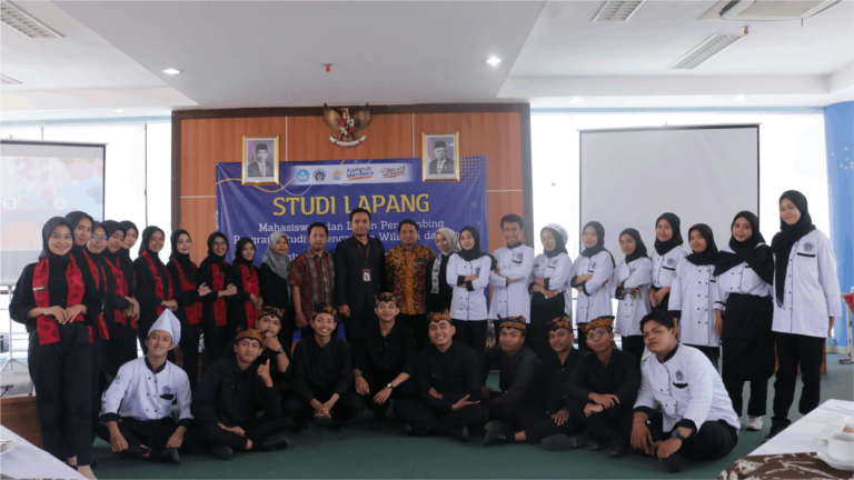 Mahasiswa MBP Poliwangi Sukses Selenggarakan Studi Lapang Universitas Sulawesi Barat