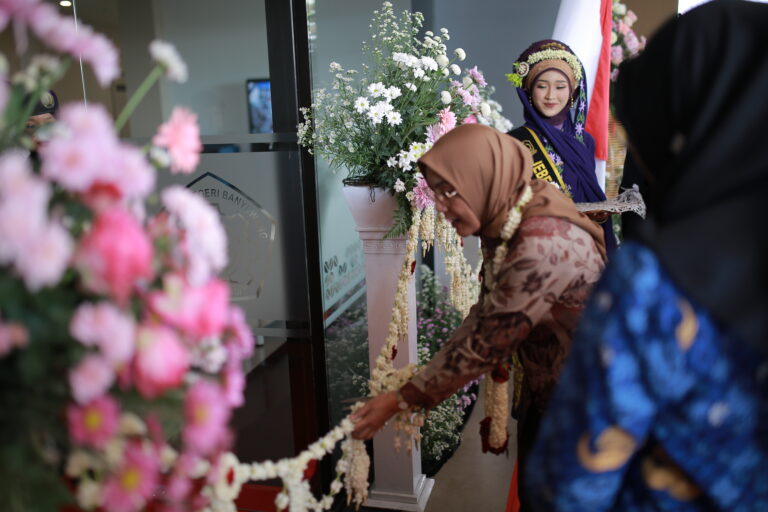 Dirjen Pendidikan Vokasi Meresmikan Gedung Kuliah Terpadu SBSN 2023