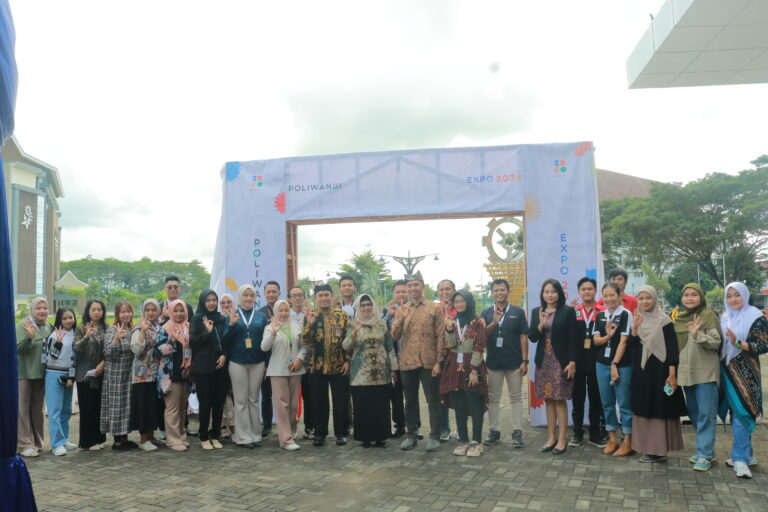 Poliwangi Expo 2024 Sukses Digelar, Para Pencari Kerja Berburu Peluang