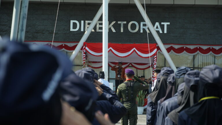 Poliwangi Gelar Upacara Peringatan Hari Sumpah Pemuda ke-96 di Halaman Gedung Prabu Tawang Alun